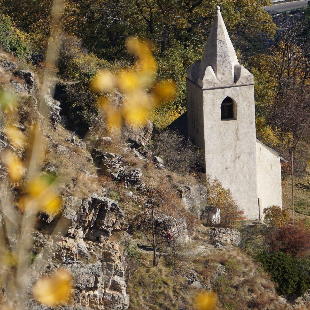 Church above Corces in Val Venosta